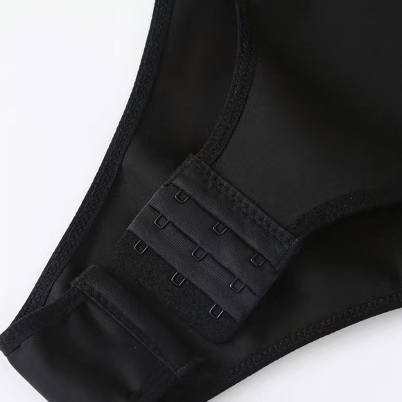 Black Wide Strap Sleeveless Romper, High Stretch Sexy Yoga One-piece Sports Top - Picture 5 of 9